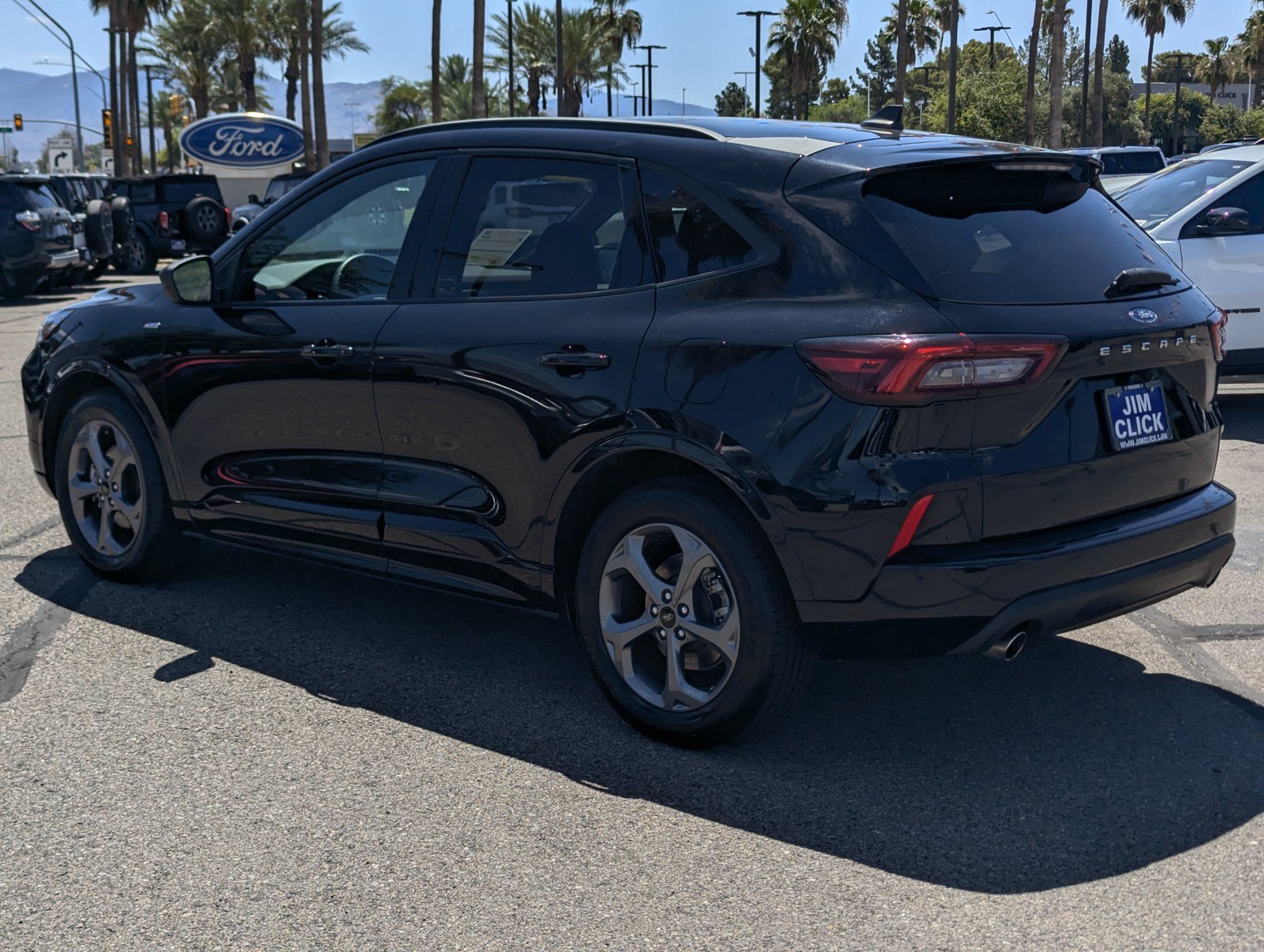 Certified 2023 Ford Escape ST-Line FWD image 4