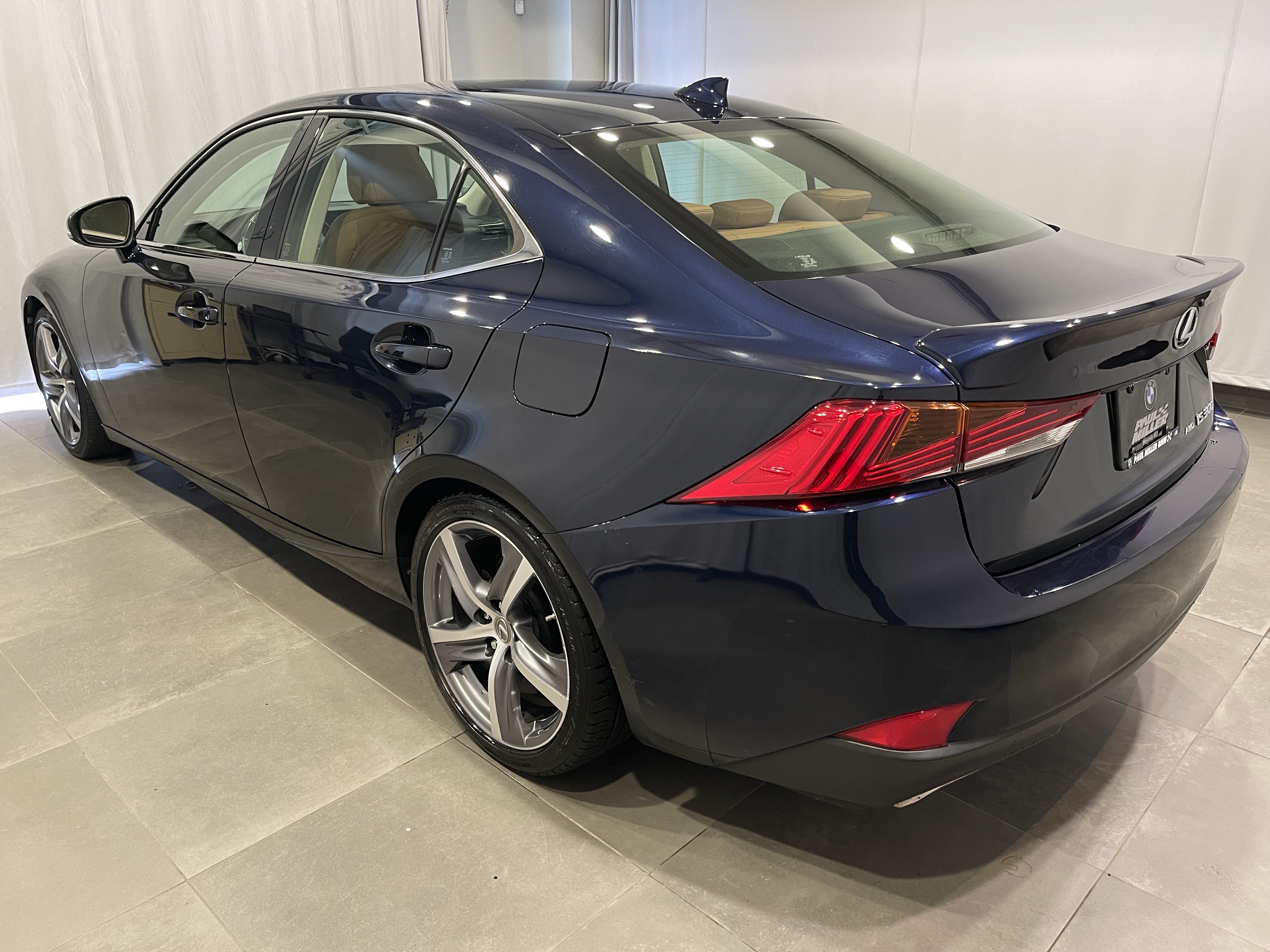 Used 2017 Lexus IS 300 AWD w/ Premium Package image 4