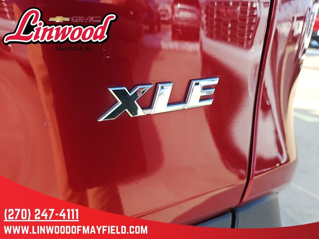 Used 2023 Toyota RAV4 XLE image 10