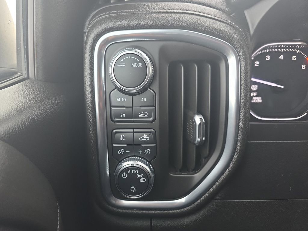 Used 2021 GMC Sierra 1500 Elevation image 24