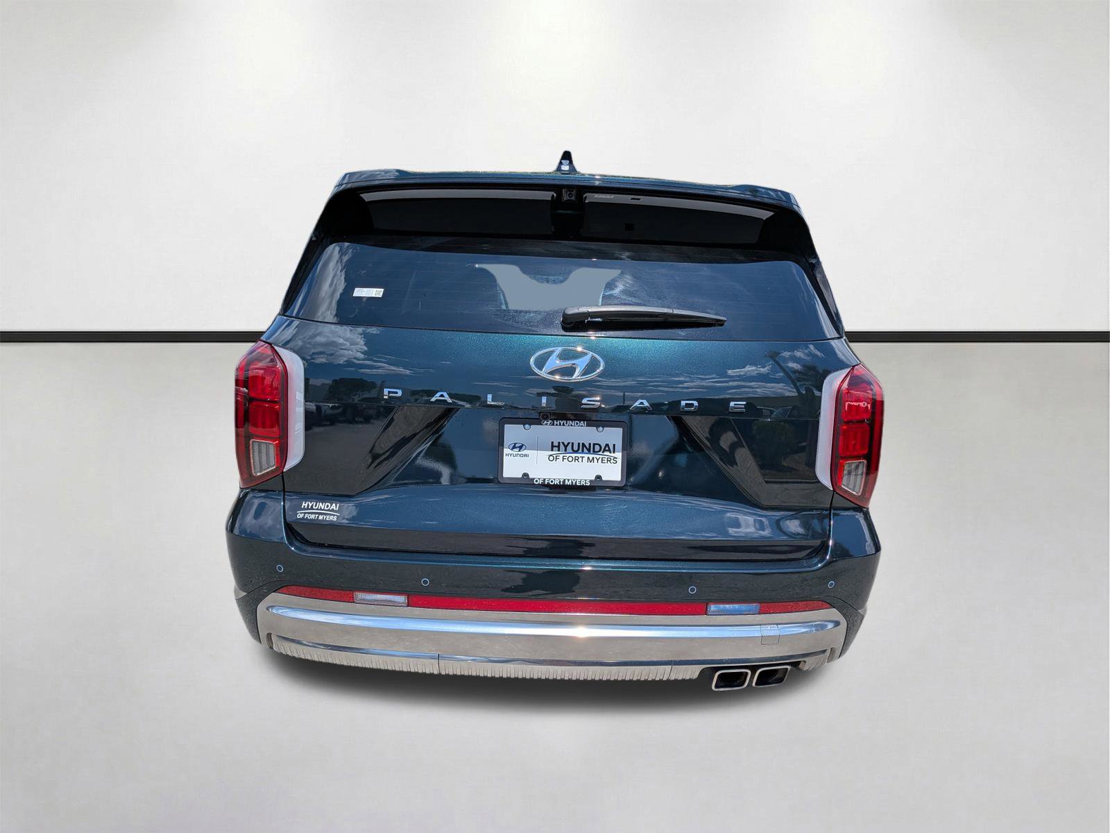 Used 2025 Hyundai Palisade Calligraphy FWD image 5