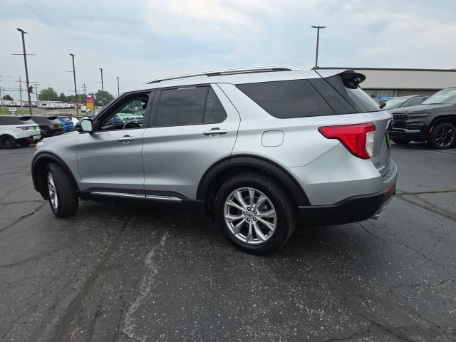 Used 2021 Ford Explorer Limited w/ Equipment Group 301A AWD/4WD image 4