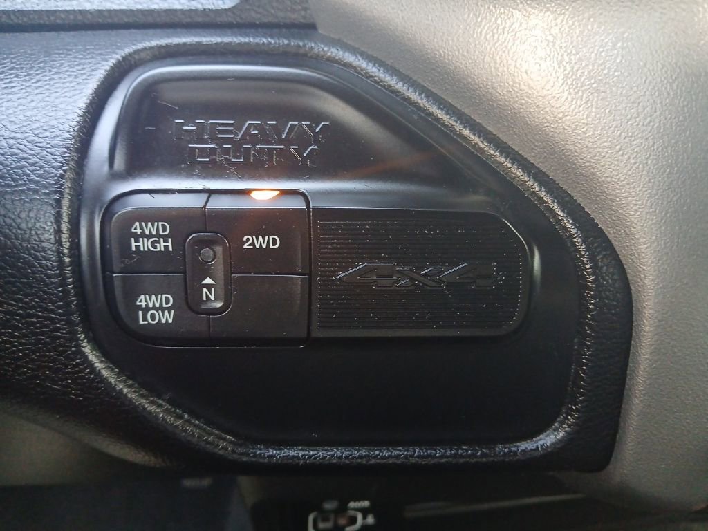 Used 2024 RAM 3500 Big Horn image 22