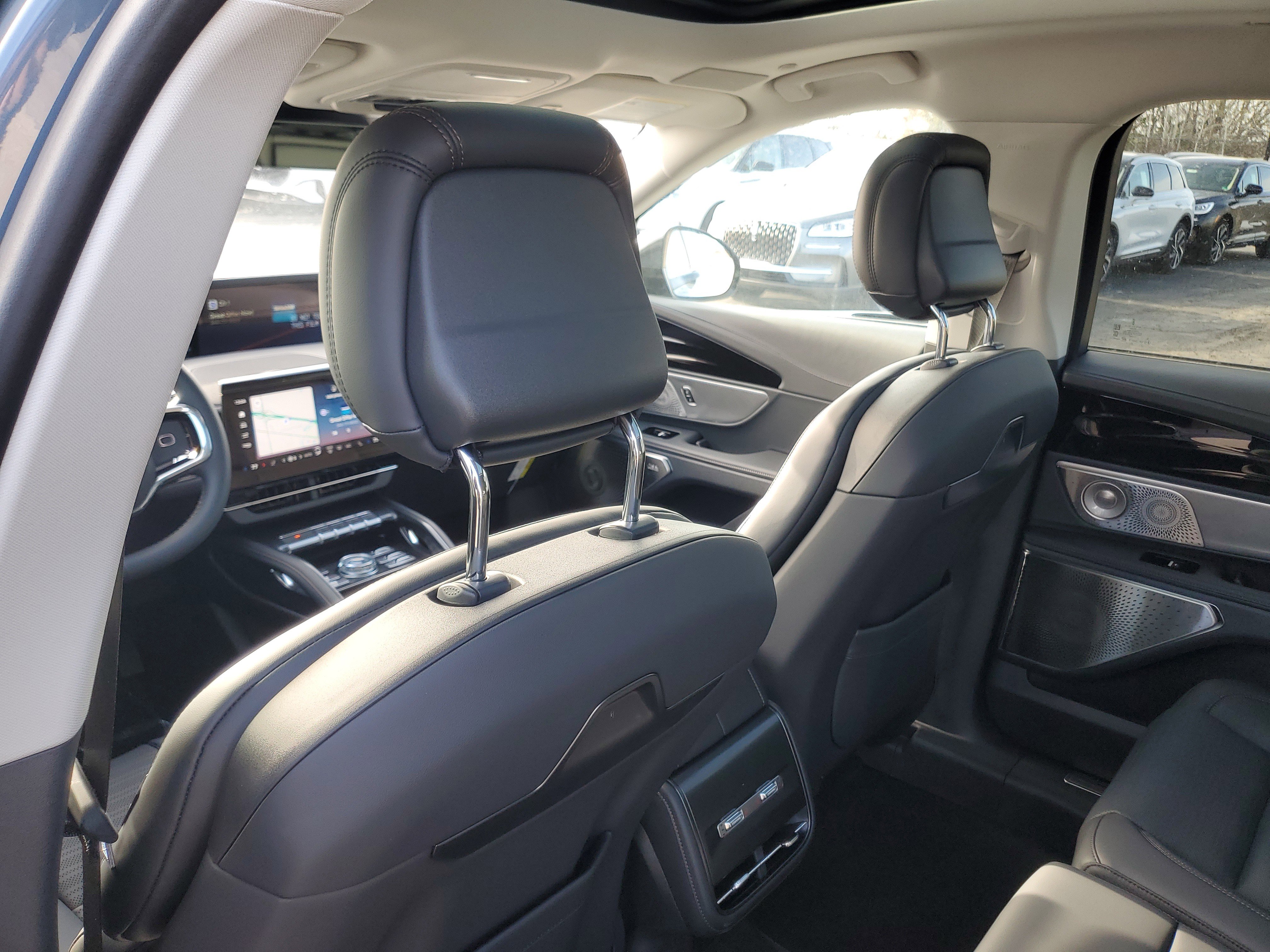 New 2026 Lincoln Nautilus Reserve image 28