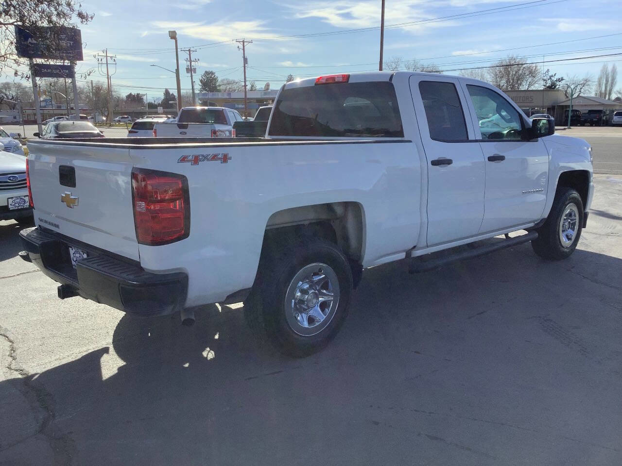 Used 2017 Chevrolet Silverado 1500 W/T w/ Trailering Package image 10