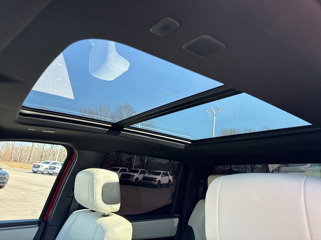 Used 2023 Toyota Tundra Capstone image 12