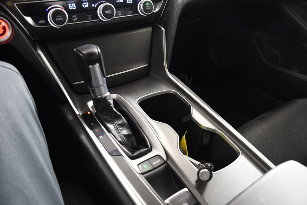 Used 2018 Honda Accord Sport image 30