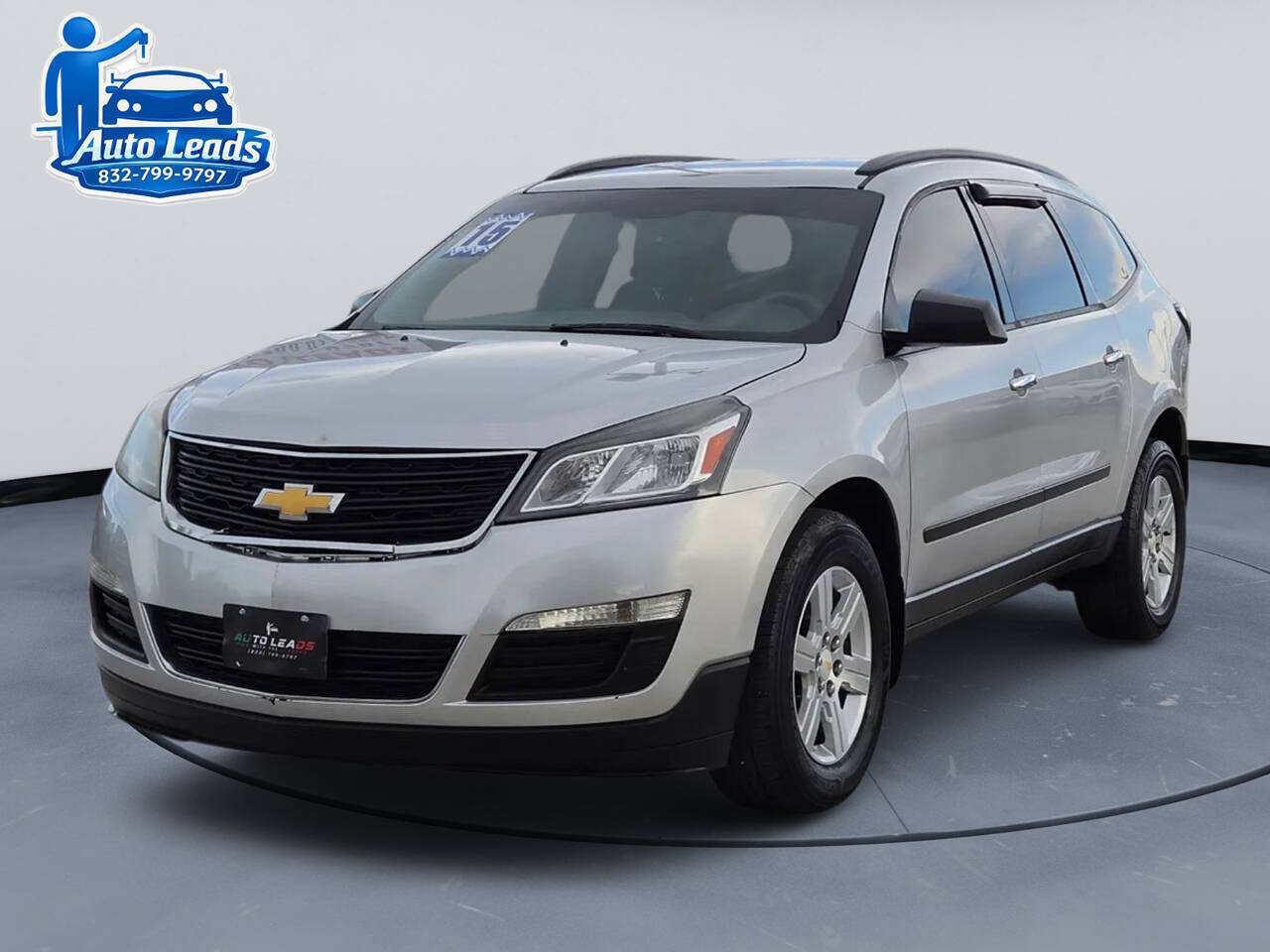 Used 2015 Chevrolet Traverse LS FWD image 3