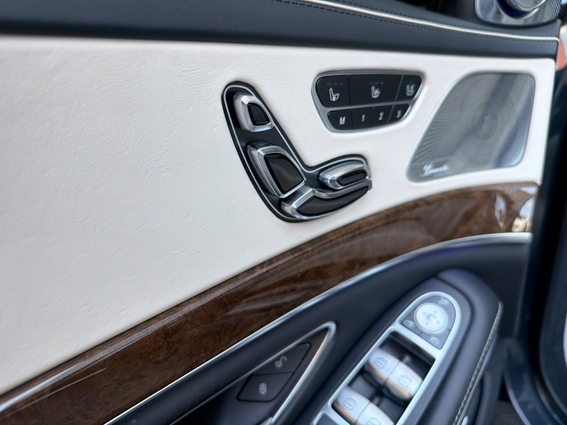 Used 2016 Mercedes-Benz S 550 Sedan image 14