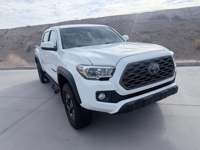 Used 2021 Toyota Tacoma TRD Off-Road AWD/4WD image 3