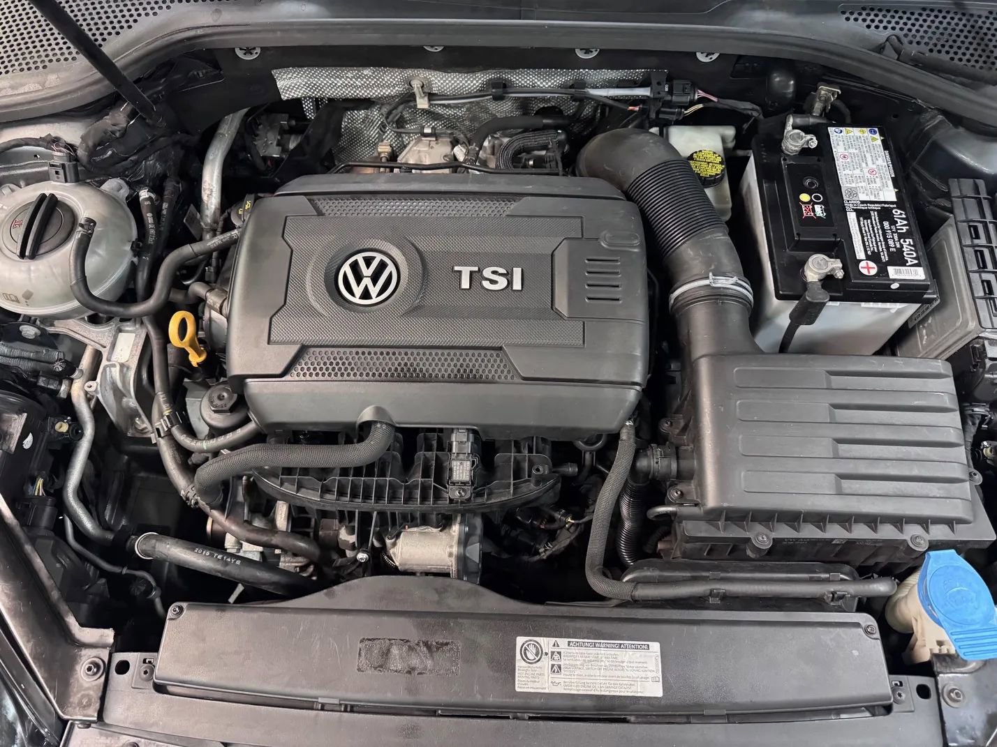 Used 2016 Volkswagen Golf S FWD image 11