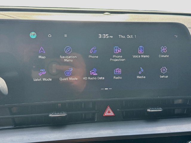 Used 2023 Kia Sportage EX FWD image 21