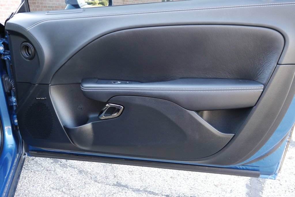 Used 2022 Dodge Challenger SRT Hellcat RWD image 13