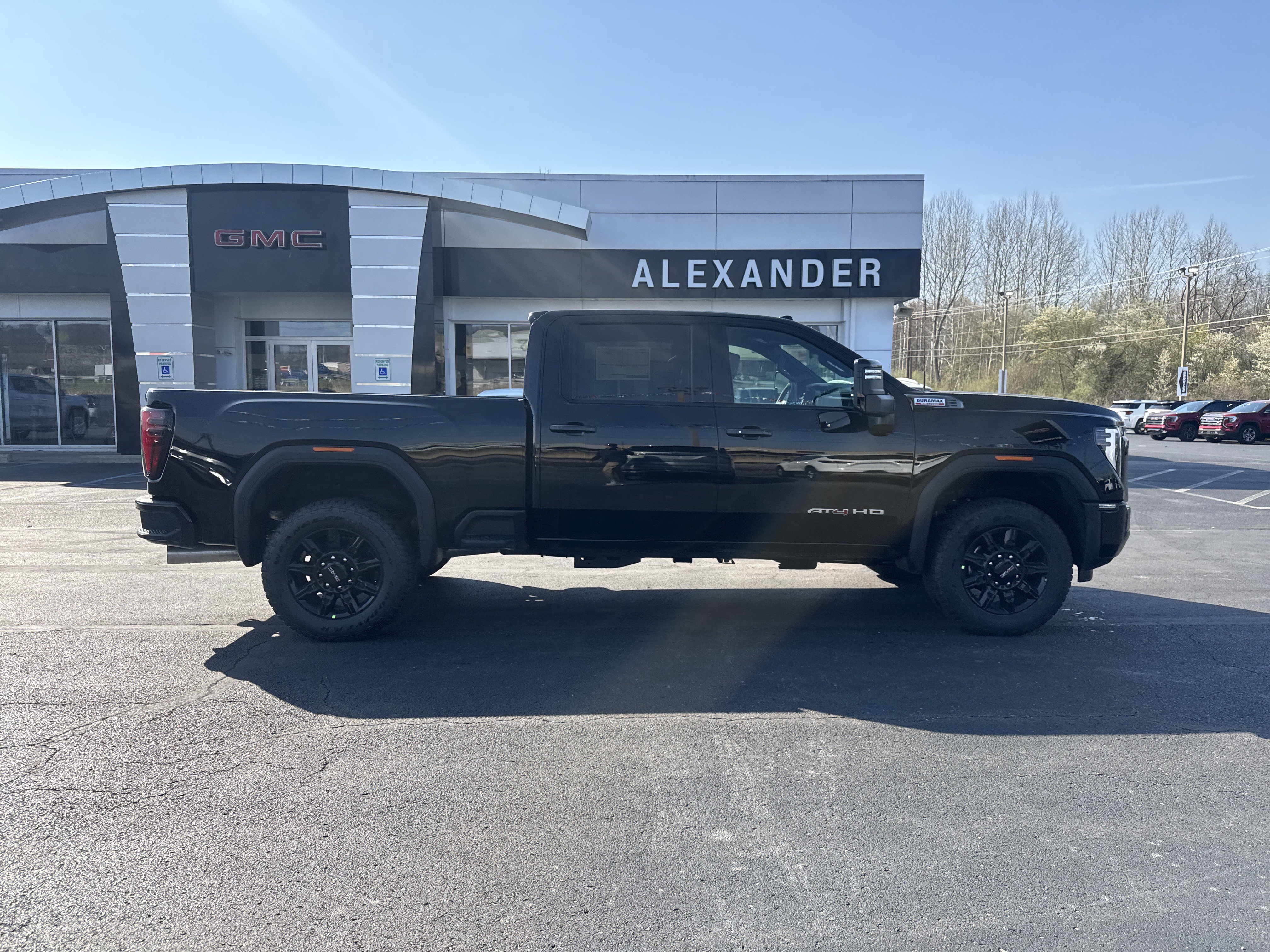 New 2026 GMC Sierra 2500 AT4 AWD/4WD video 2