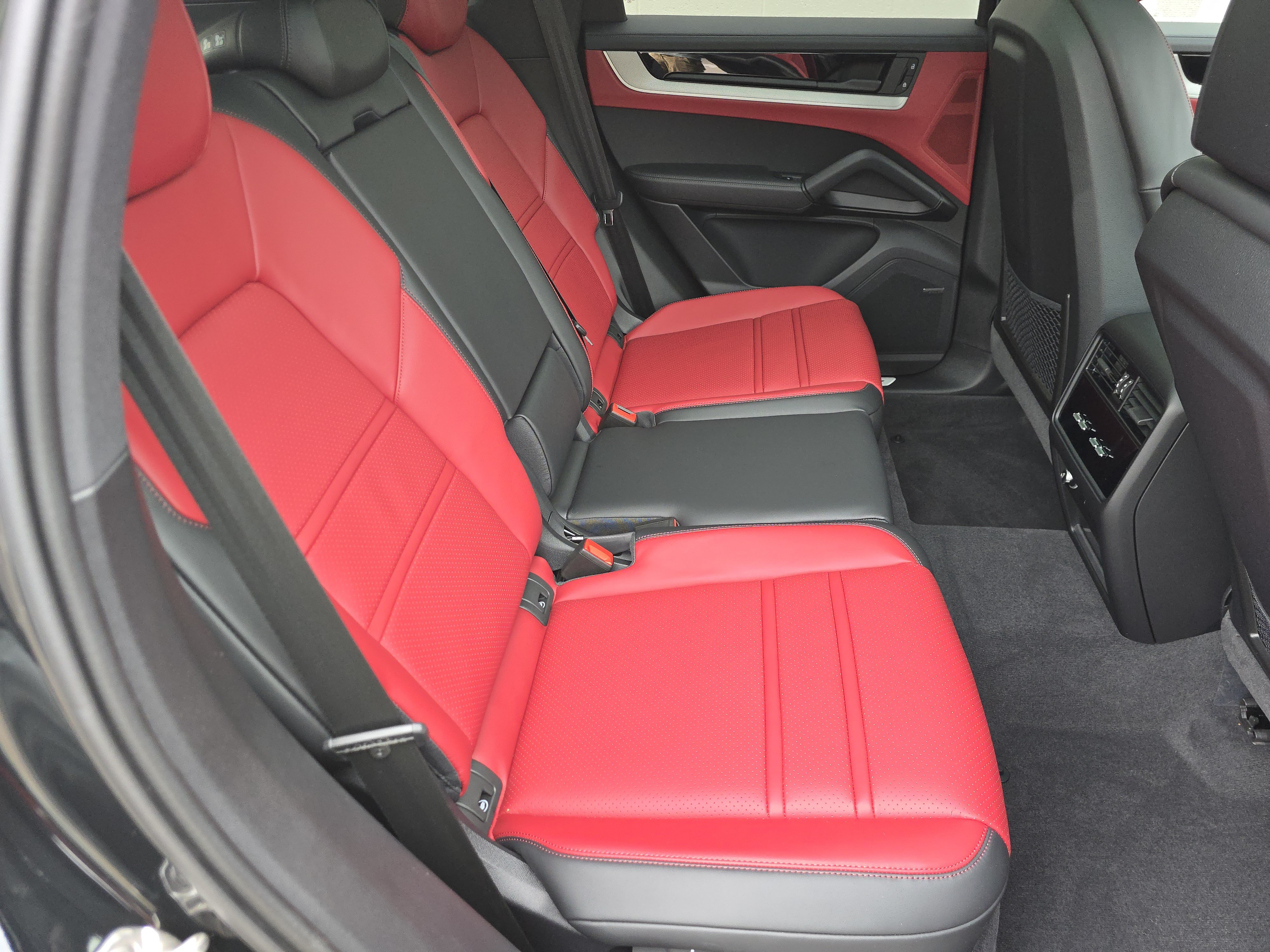 New 2026 Porsche Cayenne S AWD/4WD image 20