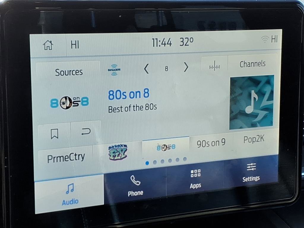 Used 2022 Ford Explorer XLT w/ Equipment Group 202A image 9