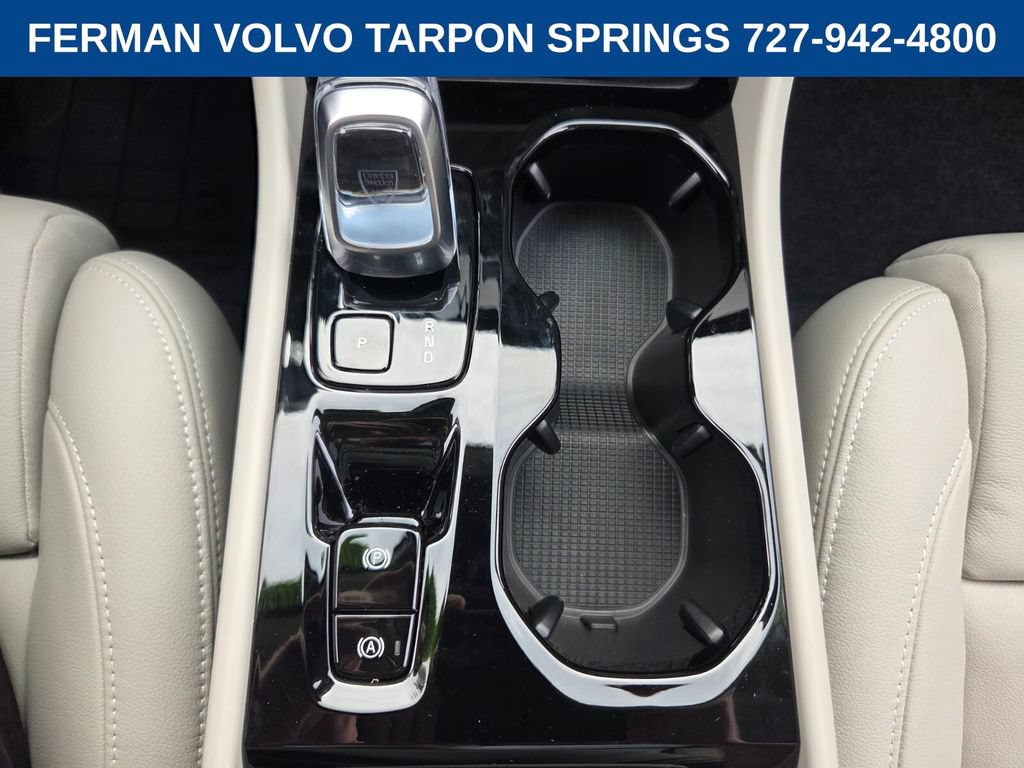 New 2026 Volvo XC40 B5 Ultra w/ Protection Package Premier AWD/4WD image 26