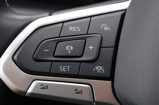 Used 2023 Volkswagen Taos SE w/ Panoramic Sunroof Package AWD/4WD image 14