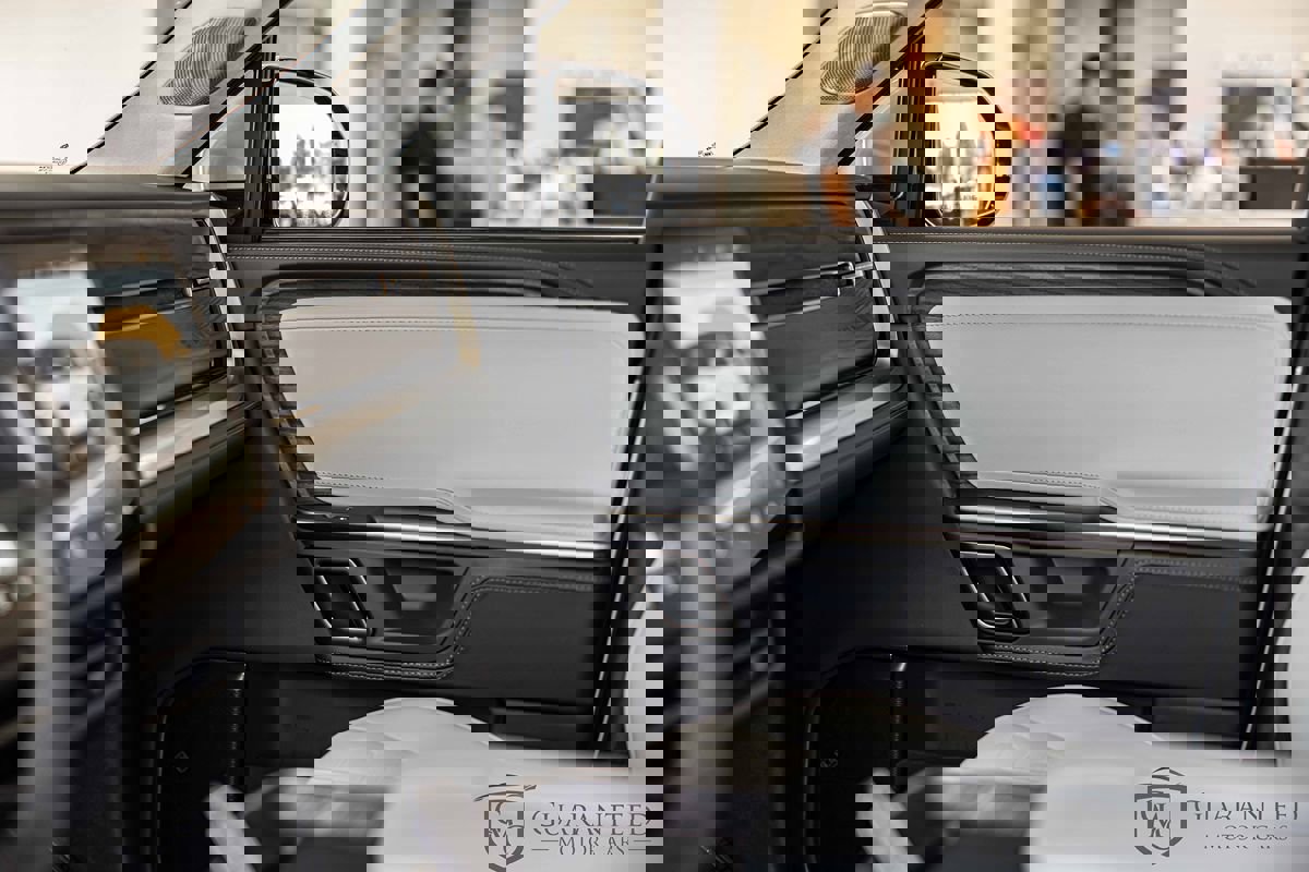 Used 2024 Rivian R1S Adventure image 23