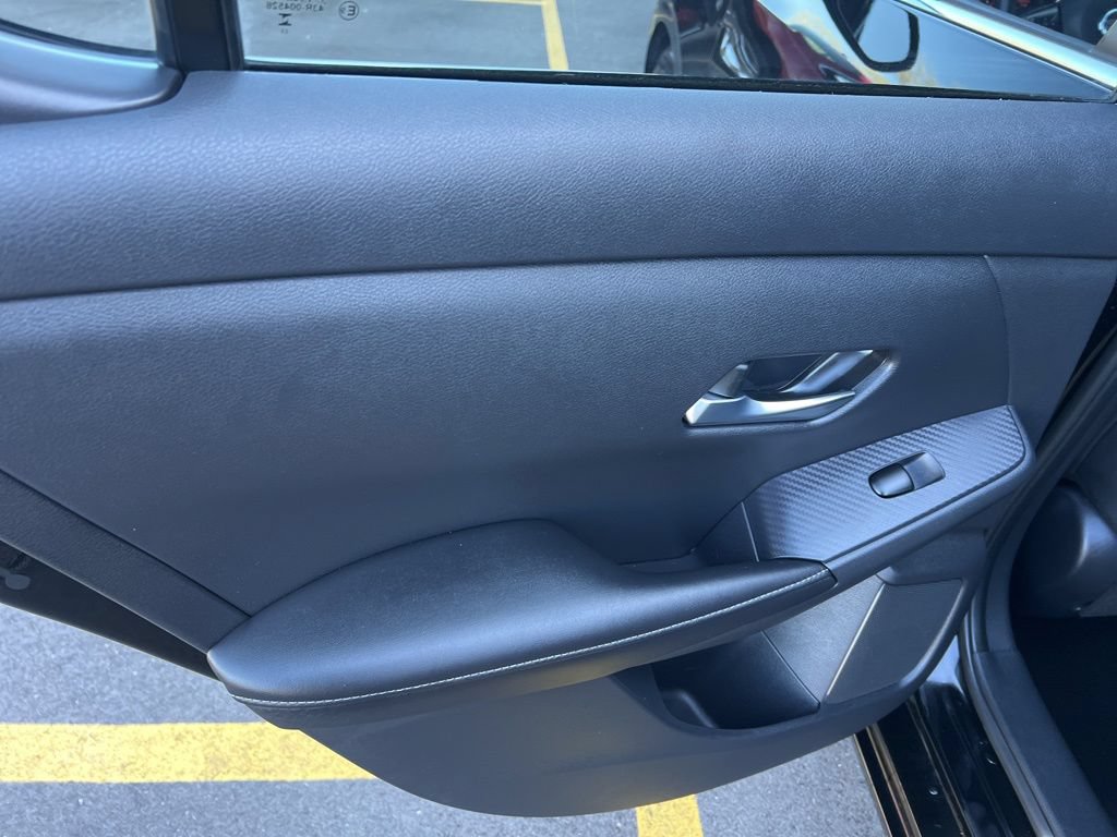 Certified 2023 Nissan Sentra S FWD image 9