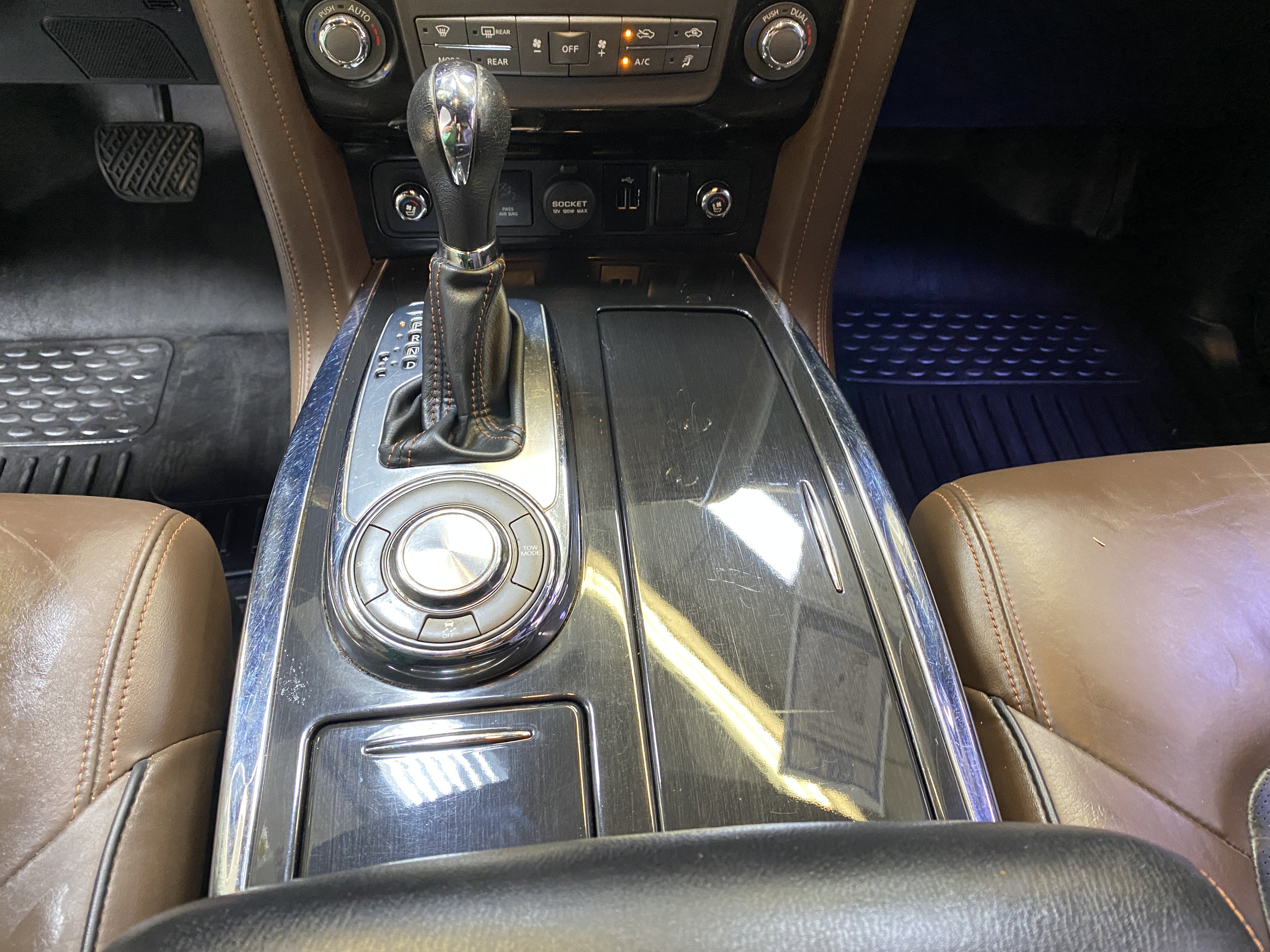 Used 2018 Nissan Armada Platinum w/ Captain Seat Package image 51