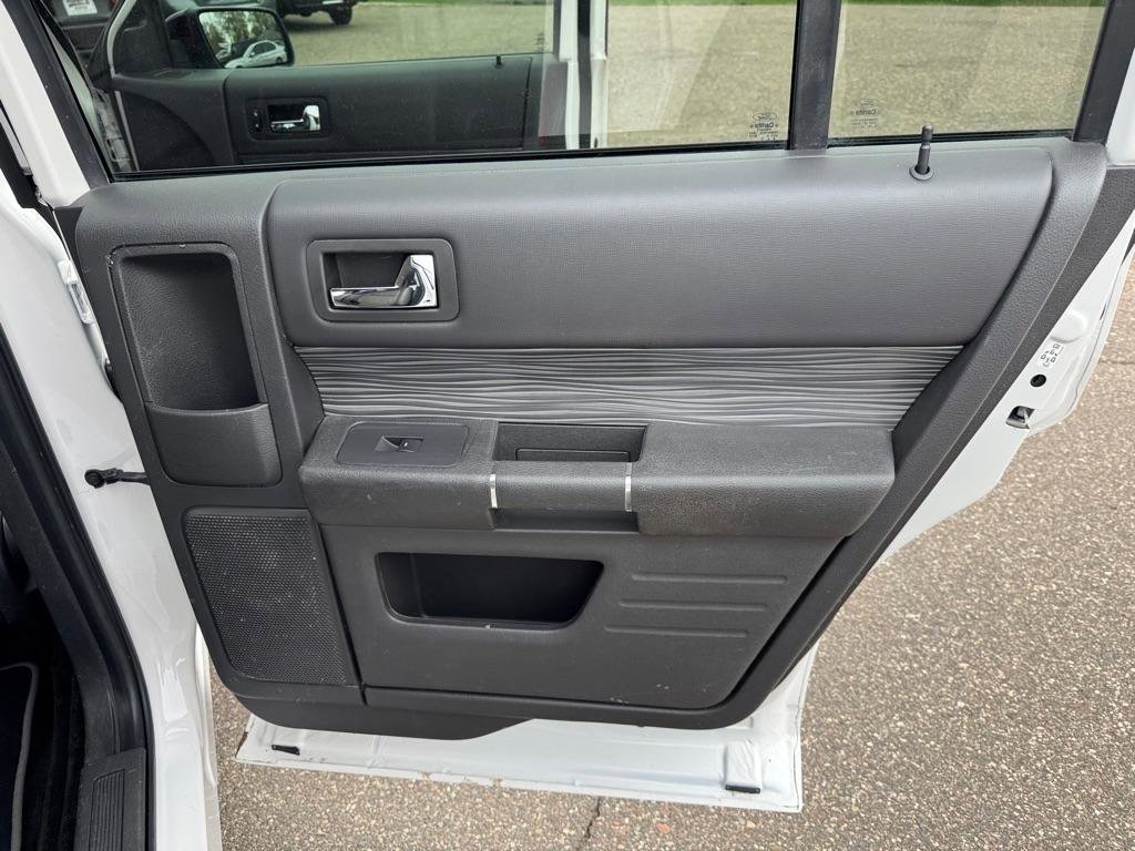 Used 2016 Ford Flex SEL w/ Equipment Group 202A AWD/4WD image 25