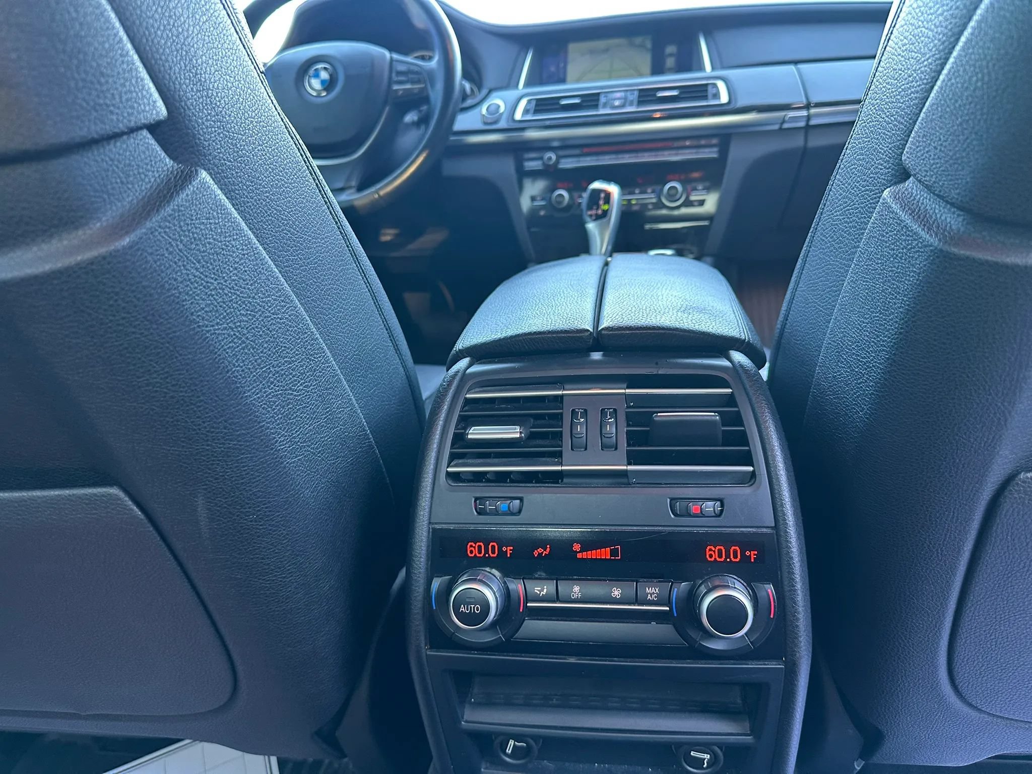 Used 2013 BMW 740Li xDrive AWD/4WD image 30