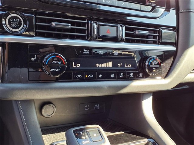 Certified 2024 Nissan Pathfinder SV image 8