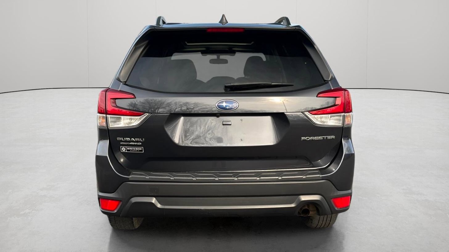 Used 2019 Subaru Forester Premium image 4