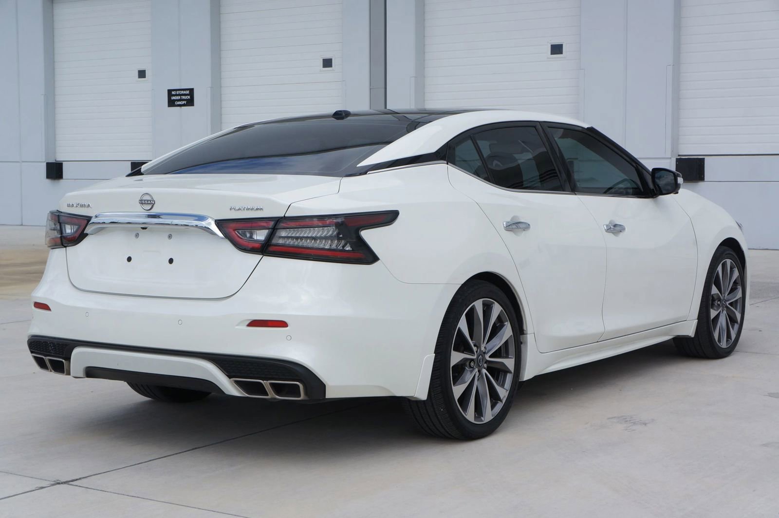 Used 2023 Nissan Maxima Platinum w/ Sport Mat Group FWD image 11