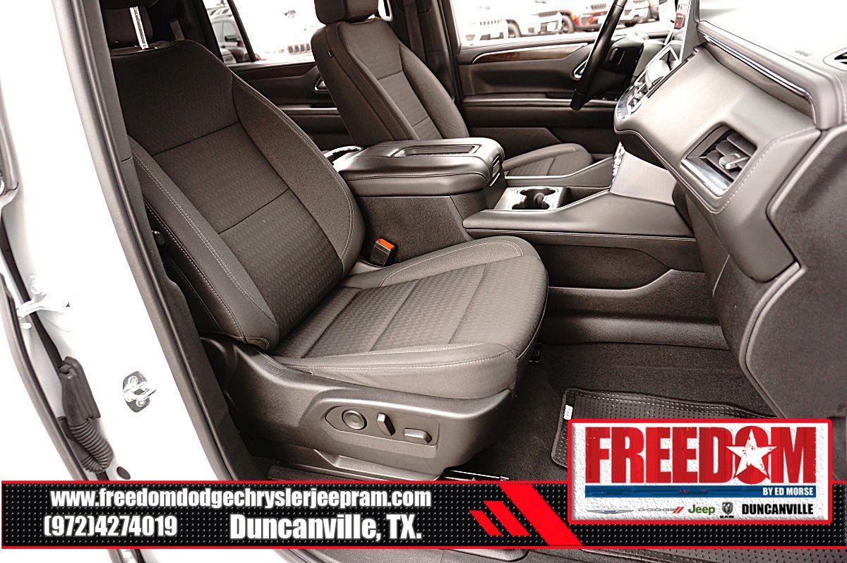 Used 2022 GMC Yukon XL SLE w/ Gmc Pro Safety Plus Package AWD/4WD image 16