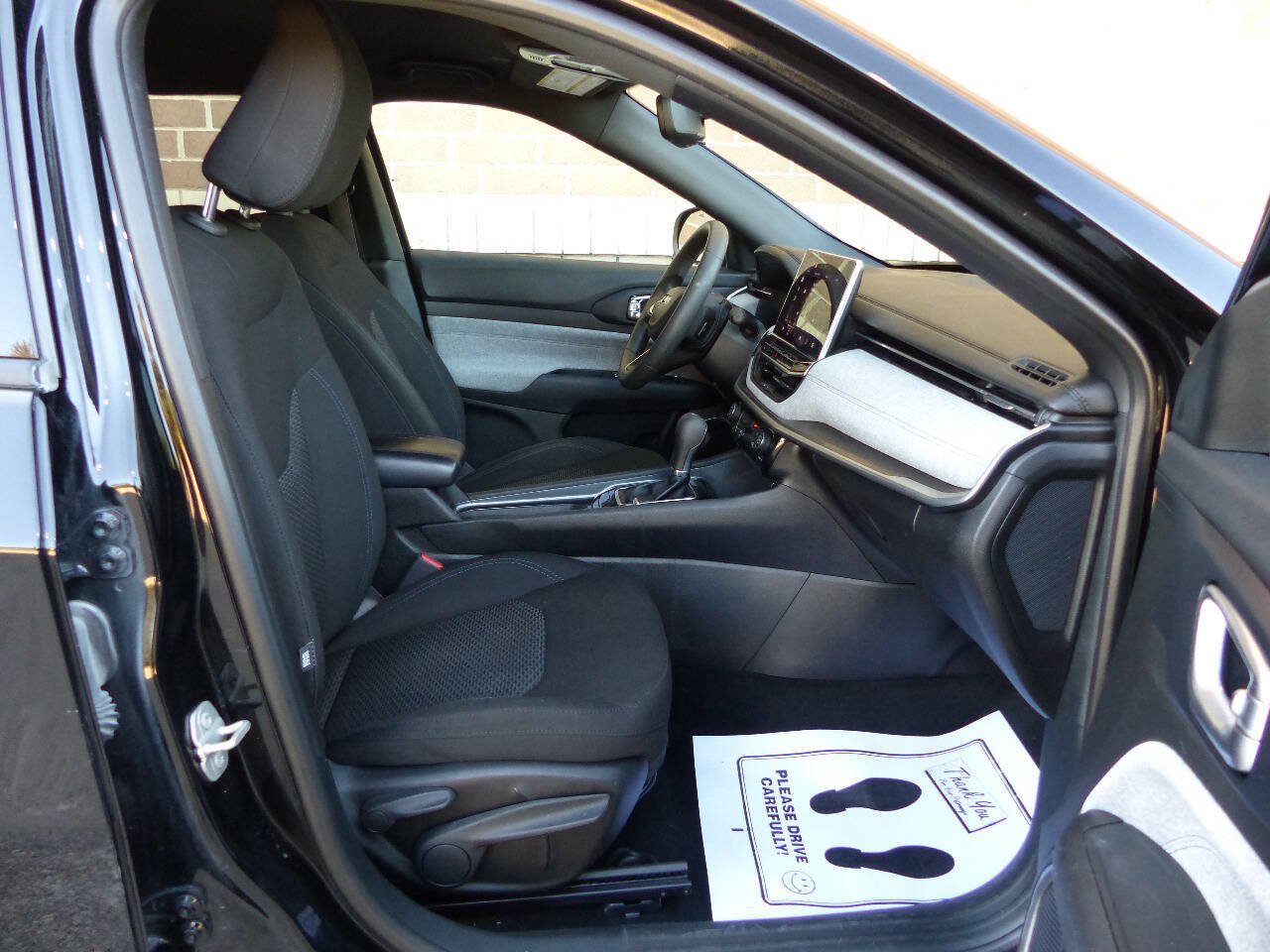 Used 2024 Jeep Compass Sport AWD/4WD image 34
