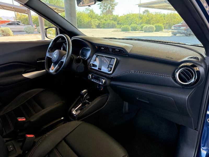 Used 2019 Nissan Kicks SR w/ SR Premium Package FWD image 11