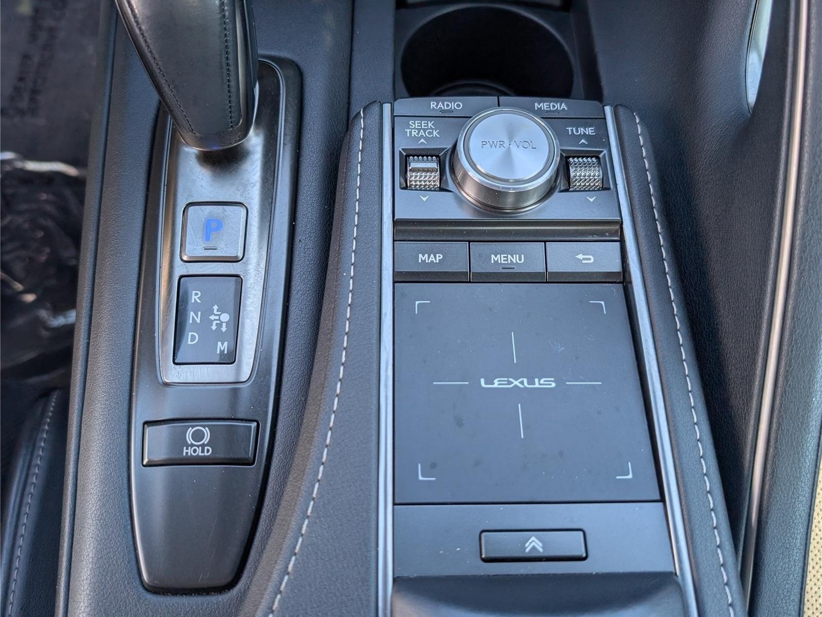 Used 2018 Lexus LC 500 Coupe w/ Sport Package RWD image 23