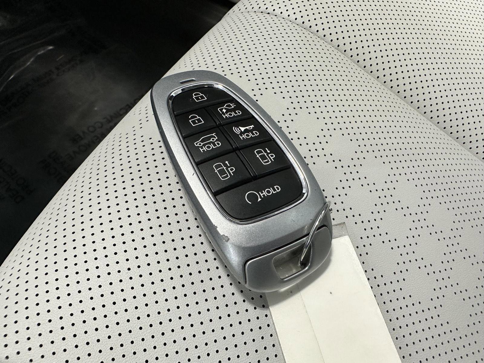 Certified 2024 Hyundai Ioniq 5 Limited image 28