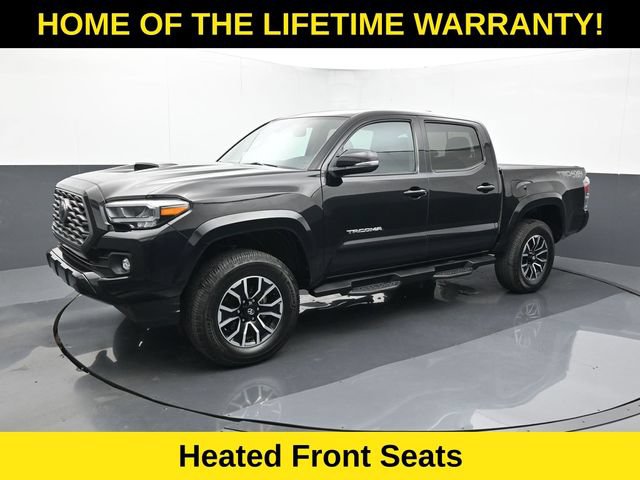 Used 2021 Toyota Tacoma TRD Sport w/ TRD Premium Sport Package AWD/4WD image 10