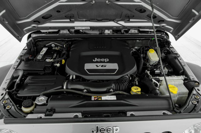 Used 2014 Jeep Wrangler Unlimited Sport AWD/4WD image 43