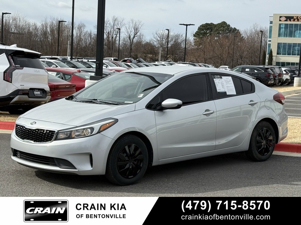 Used 2018 Kia Forte LX w/ LX Popular Package image 3