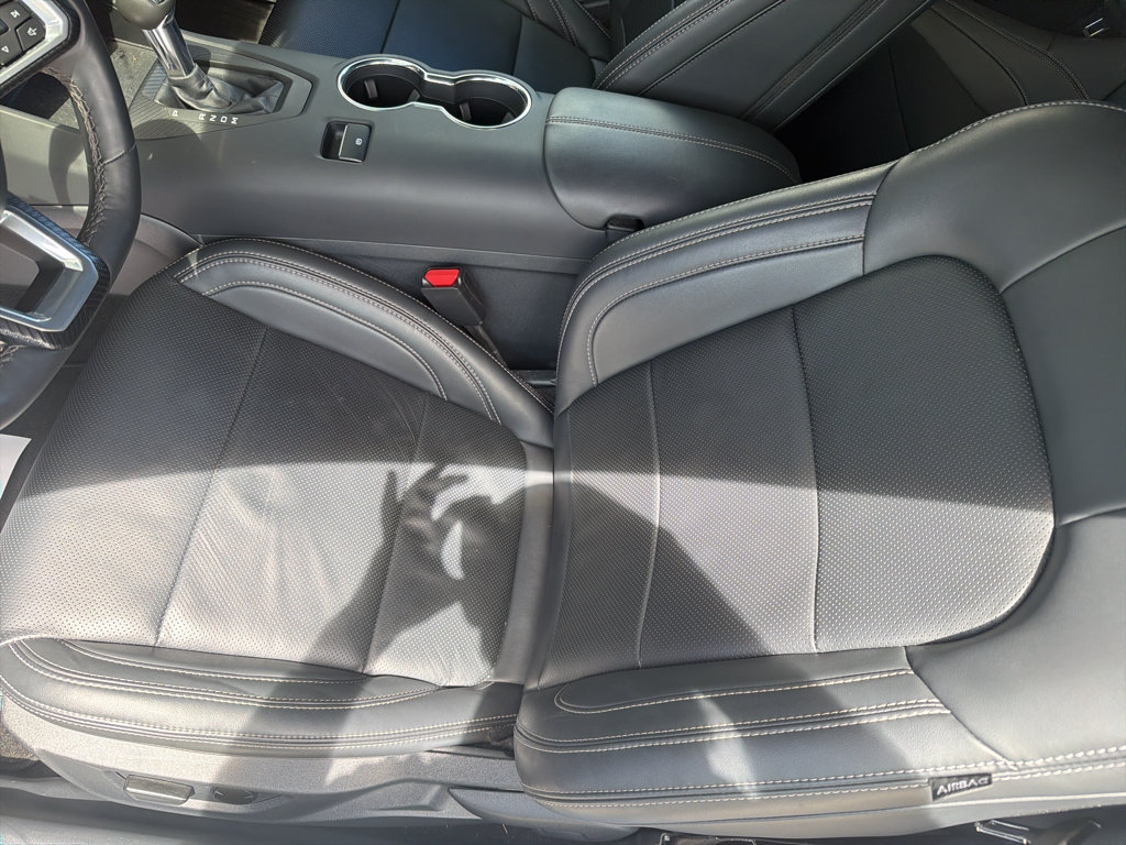 Used 2025 Ford Mustang GT Premium RWD image 31