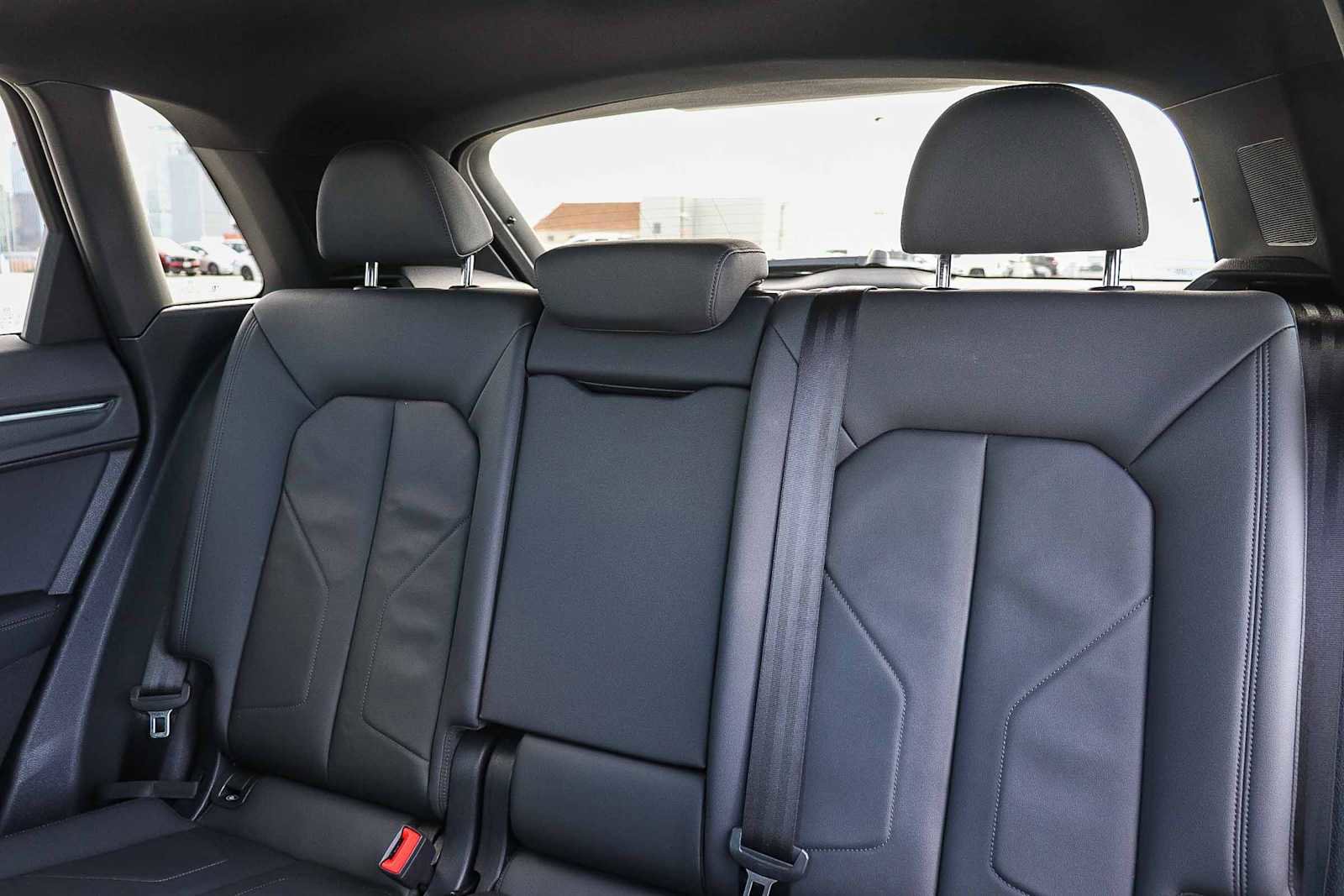 Used 2023 Audi Q3 2.0T Premium Plus w/ Premium Plus Package AWD/4WD image 25