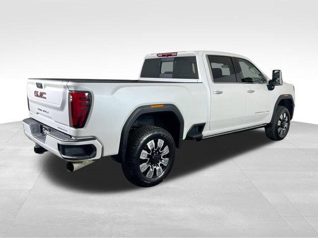 Used 2025 GMC Sierra 3500 Denali AWD/4WD image 15