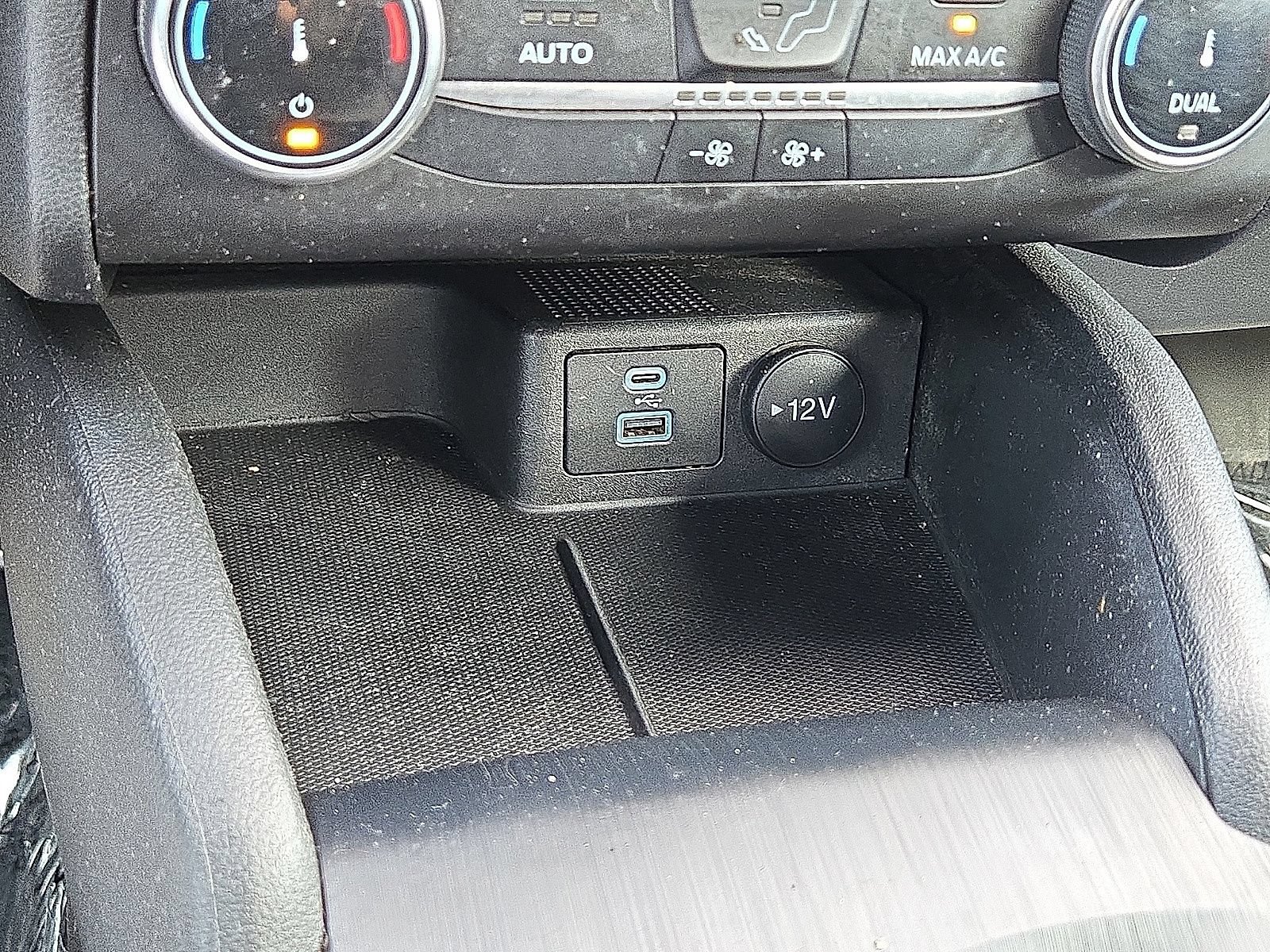 Used 2023 Ford Escape ST-Line w/ Equipment Group 301A FWD image 29