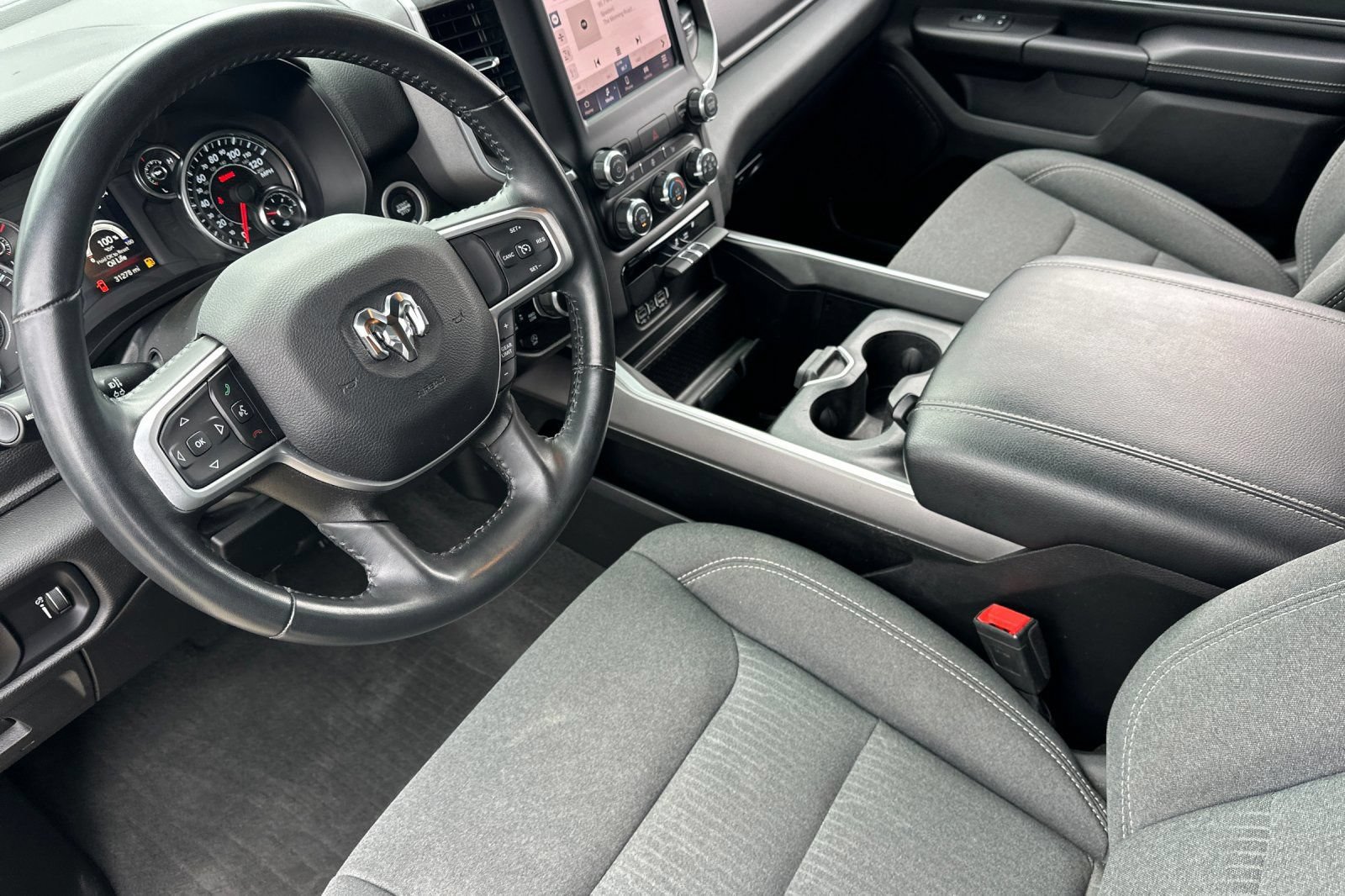 Used 2023 RAM 1500 Big Horn AWD/4WD image 14