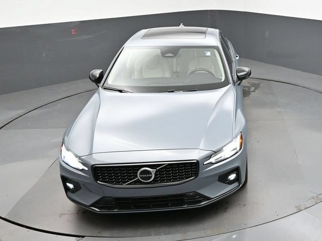Used 2023 Volvo S60 B5 Plus FWD image 42