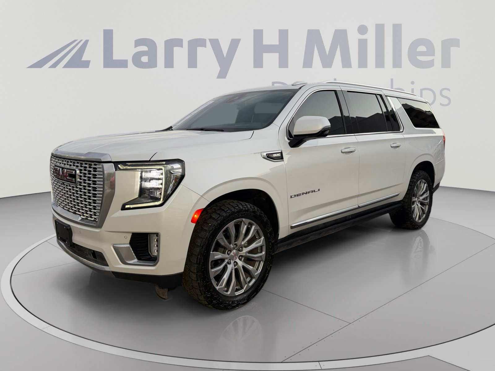 Used 2023 GMC Yukon XL Denali