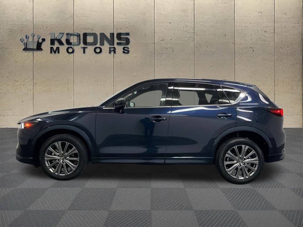 Used 2025 MAZDA CX-5 Signature image 4