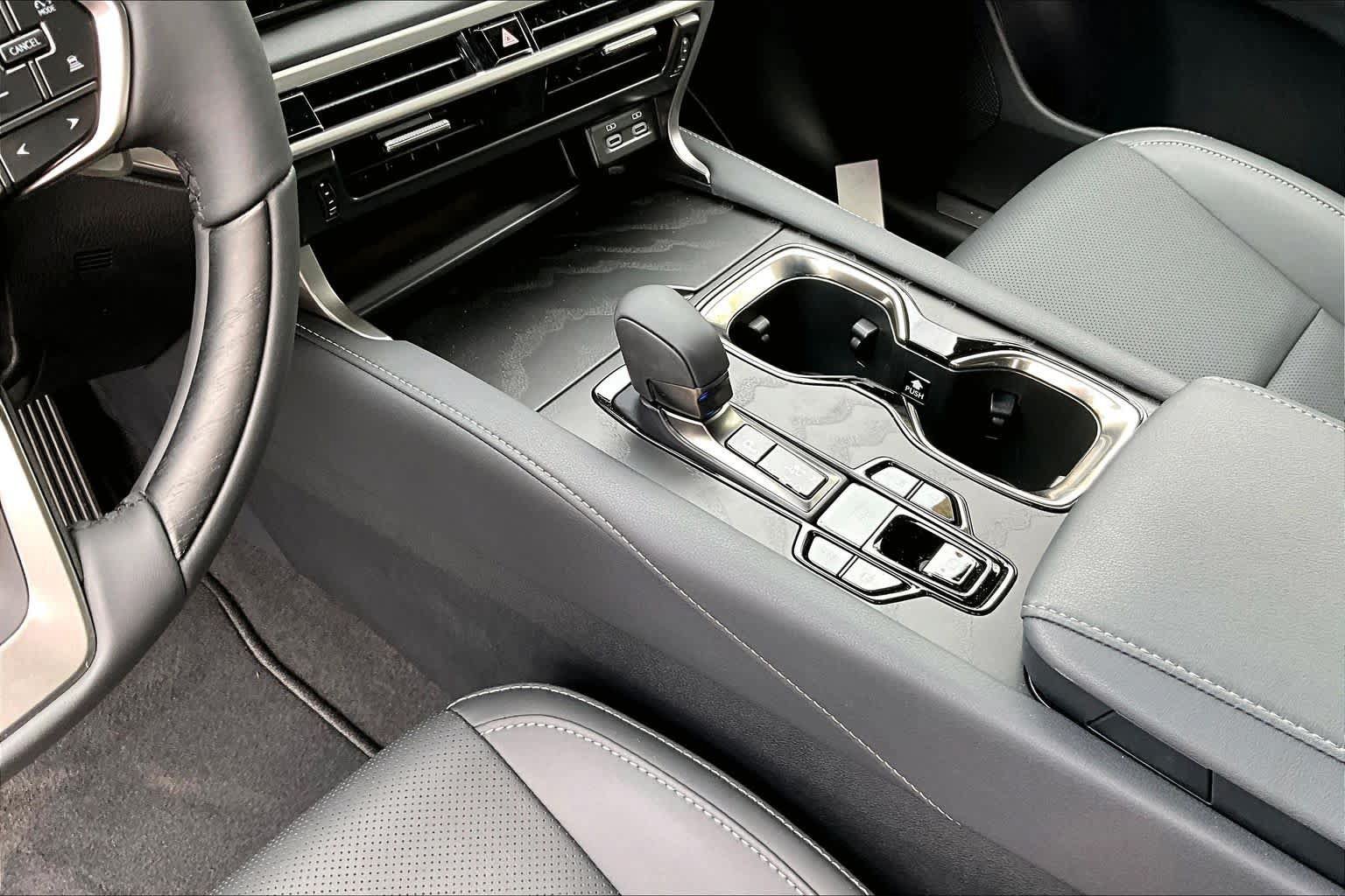 New 2026 Lexus RX 350 Premium w/ Accessory Package (Z1) AWD/4WD image 8