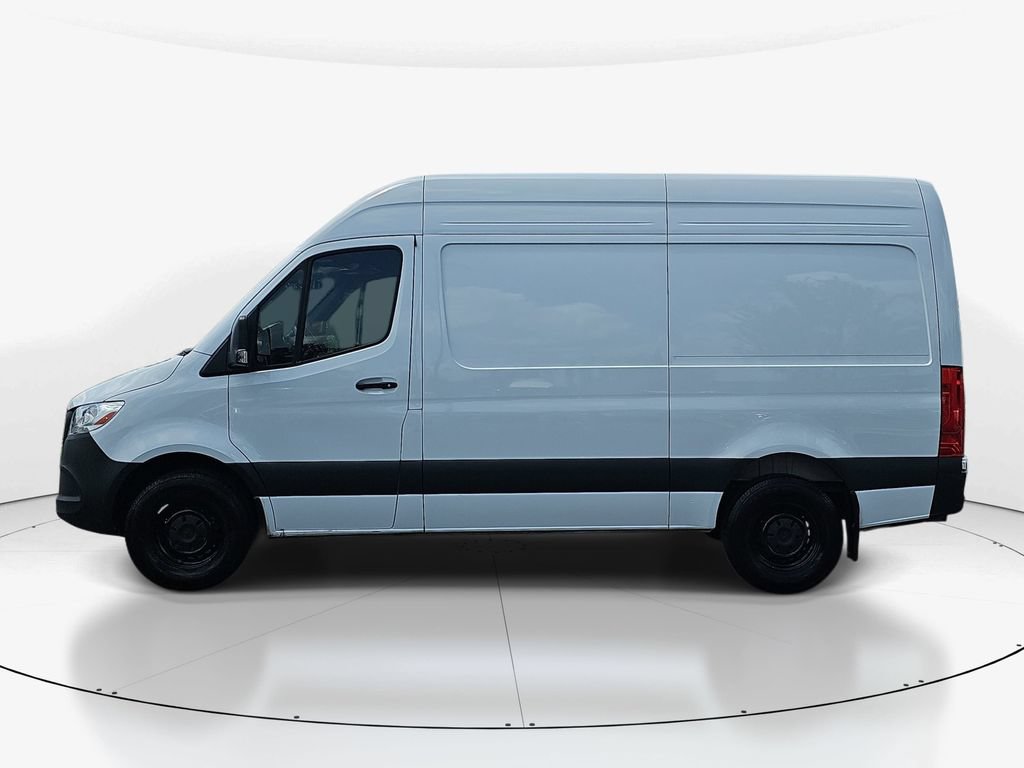 Used 2025 Mercedes-Benz Sprinter 2500 image 10