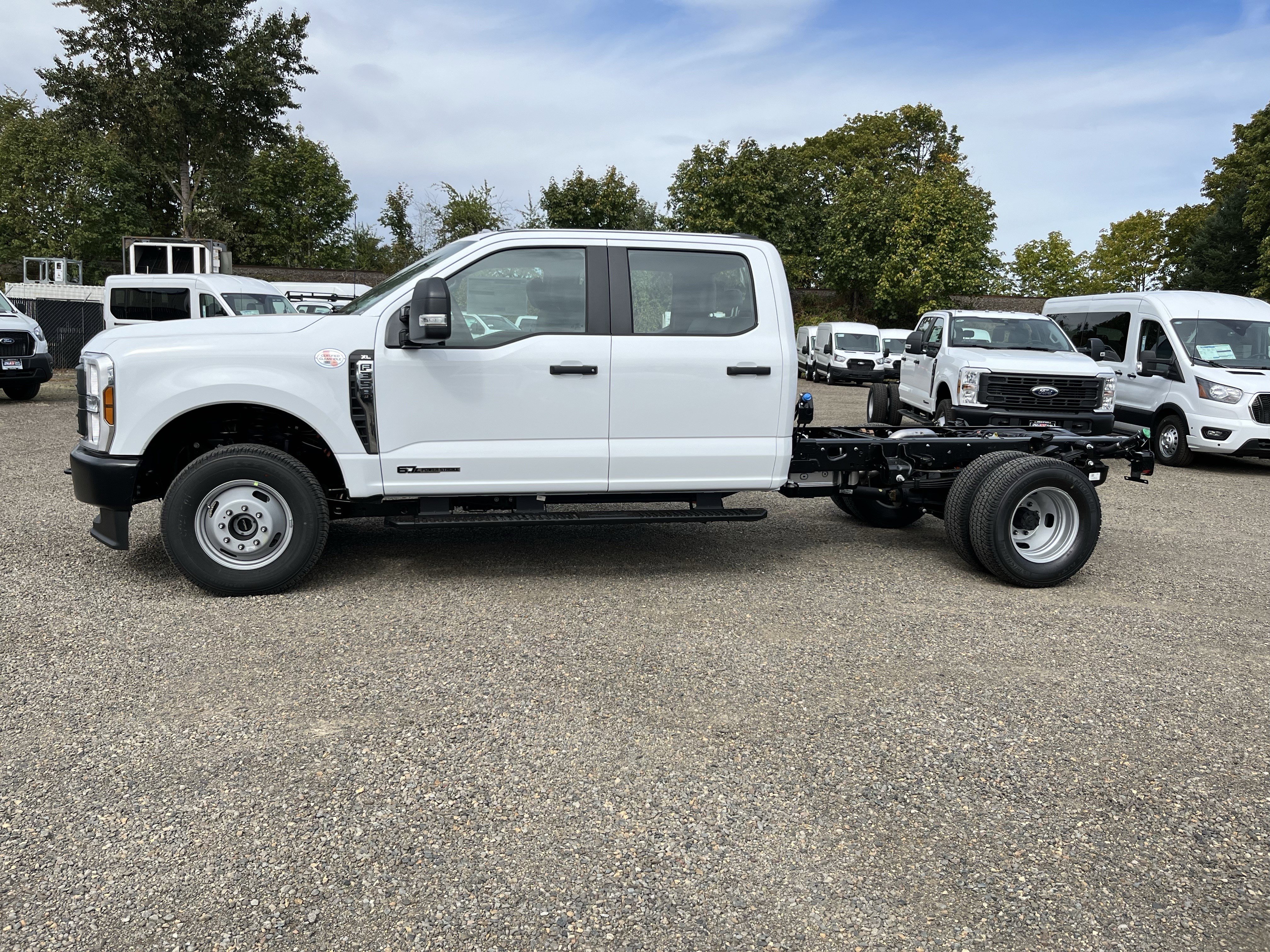 New 2026 Ford F350 XL image 2