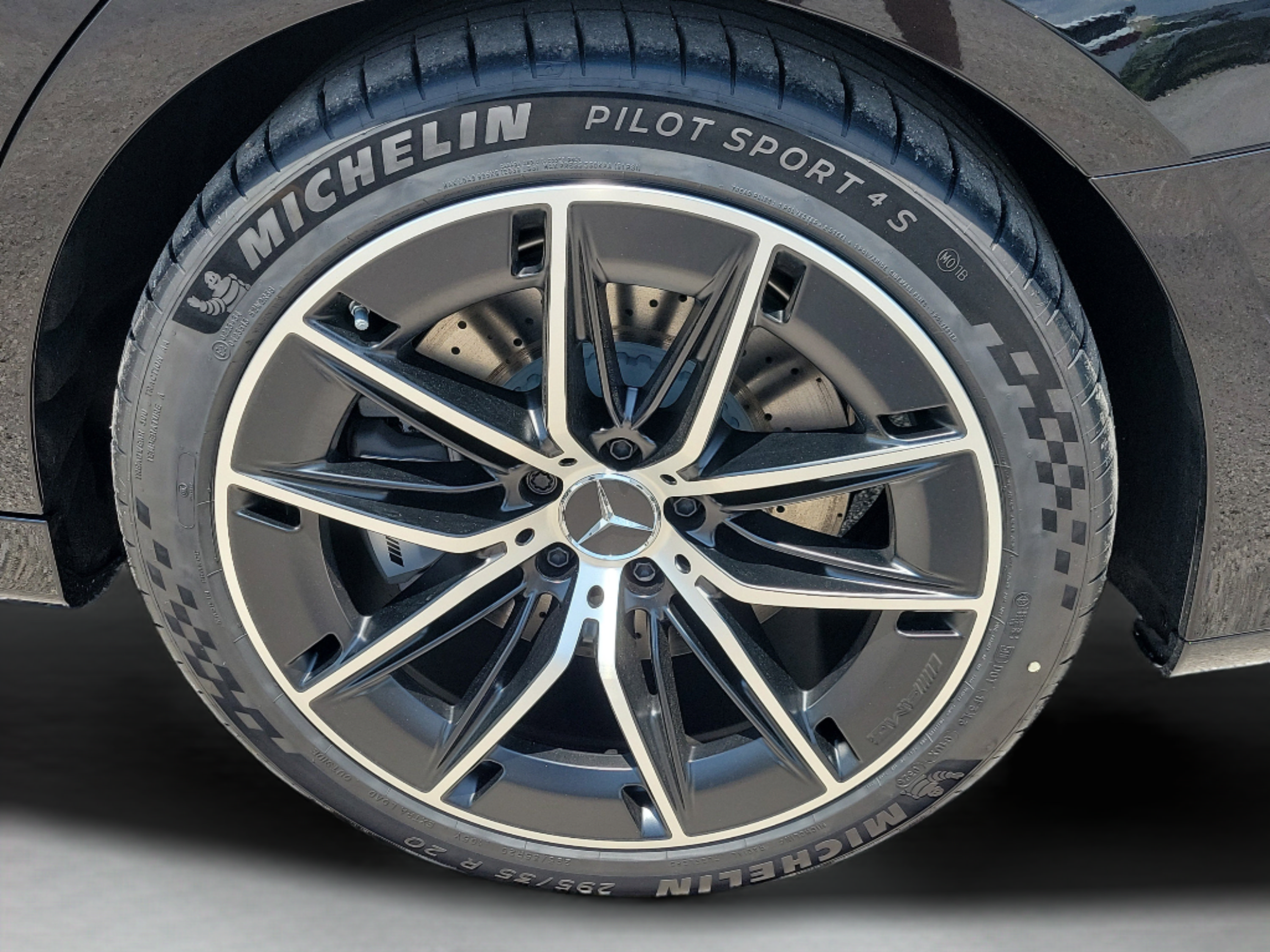 New 2026 Mercedes-Benz E 53 AMG e 4MATIC Sedan image 27